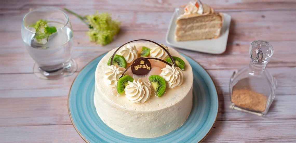 De la fruta fresca al sabor en tus celebraciones: Nuestra pasión por ingredientes naturales 7 Lo natural en la repostería Yanuba